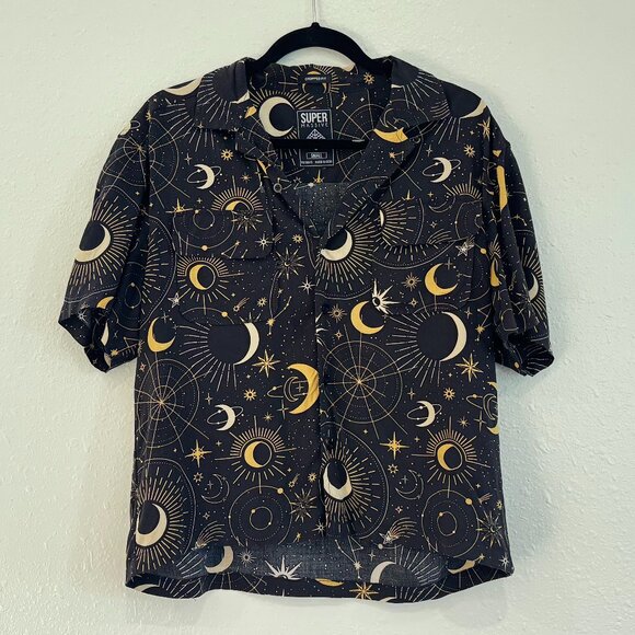 Super Massive Tops - SUPER MASSIVE Celestial Sun + Moon Cropped Button-Up Shirt 🌞🌑🌙  Size Small